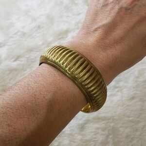 VINTAGE Domed Brass Chunky Bangle Bracelet Ribbed Handmade